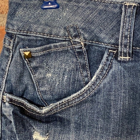 Elle Sz 2 distress jean skirt - Picture 5 of 8